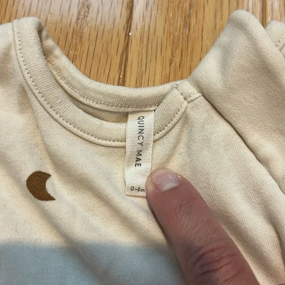 Quincy Mae Cream Sleep Sack with Brown Moon 0-6 months - Picture 2 of 7